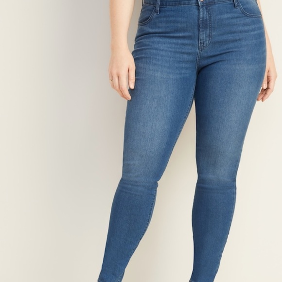 Mid-Rise Super Skinny Jeans - Picture 2 of 3